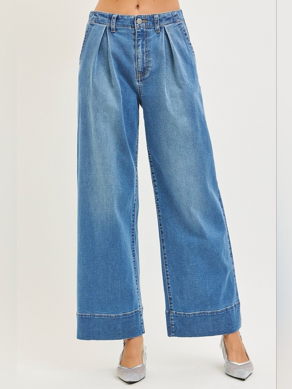 Wide Leg Pleated Jeans in Medium Blue - Picture 3 of 6